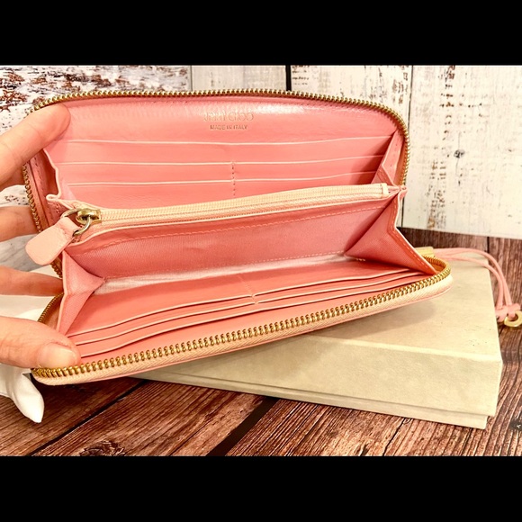 COPY - COPY - Jimmy Choo Zippy Wallet crossbody - Picture 13 of 16